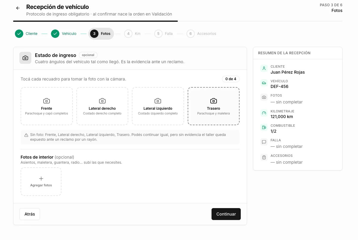 Recepción de vehículo en KallpaMotor con fotos de los cuatro lados y resumen de cliente, placa, kilometraje y combustible